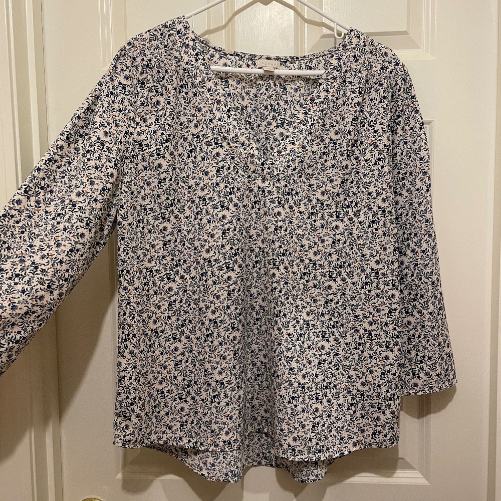 3/4 Length Sleeve Floral Top